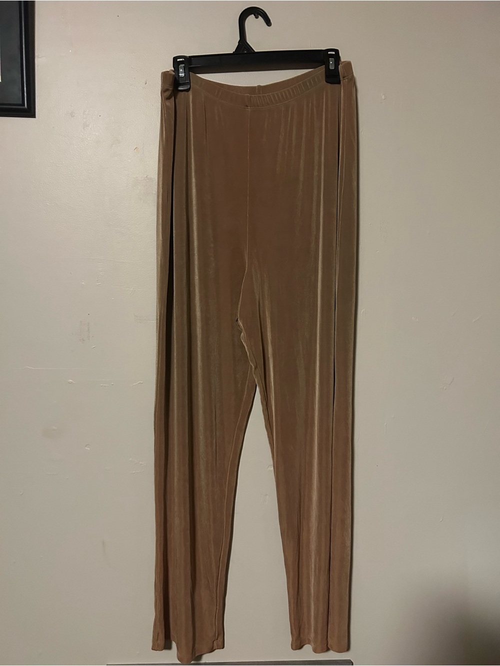 Elegant Wide-Leg Pants in Camel Brown